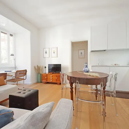 Apartamento Ych-delightful Flat Near San Giovanni