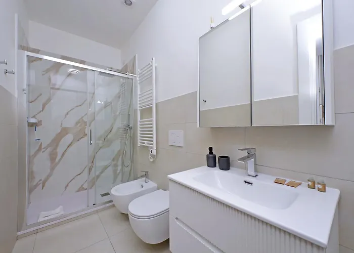 Apartamento Ych-delightful Flat Near San Giovanni Roma