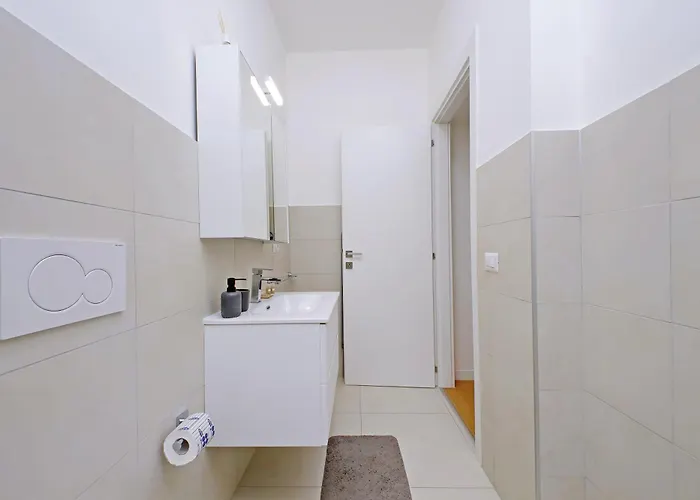 Ych-delightful Flat Near San Giovanni Apartamento *
